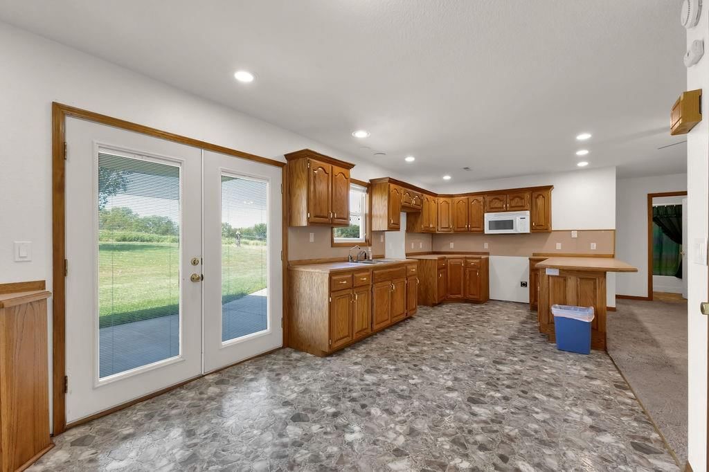 Photo 15 of 42 - 31733 151st Street