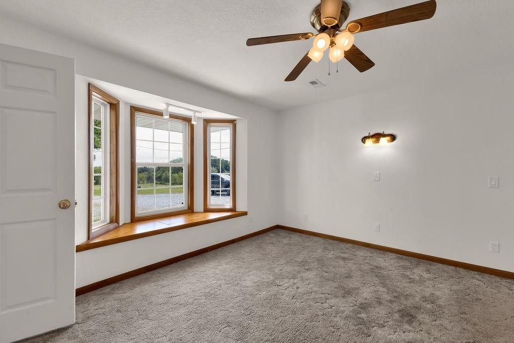 Photo 21 of 42 - 31733 151st Street