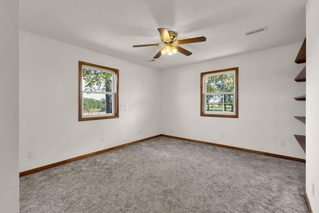 Photo 24 of 42 - 31733 151st Street