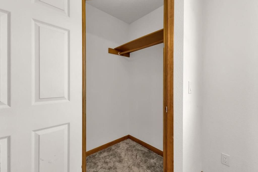 Photo 32 of 42 - 31733 151st Street