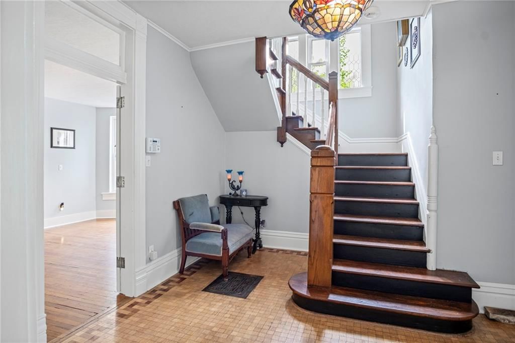 307 S Pearl Street — photo 4