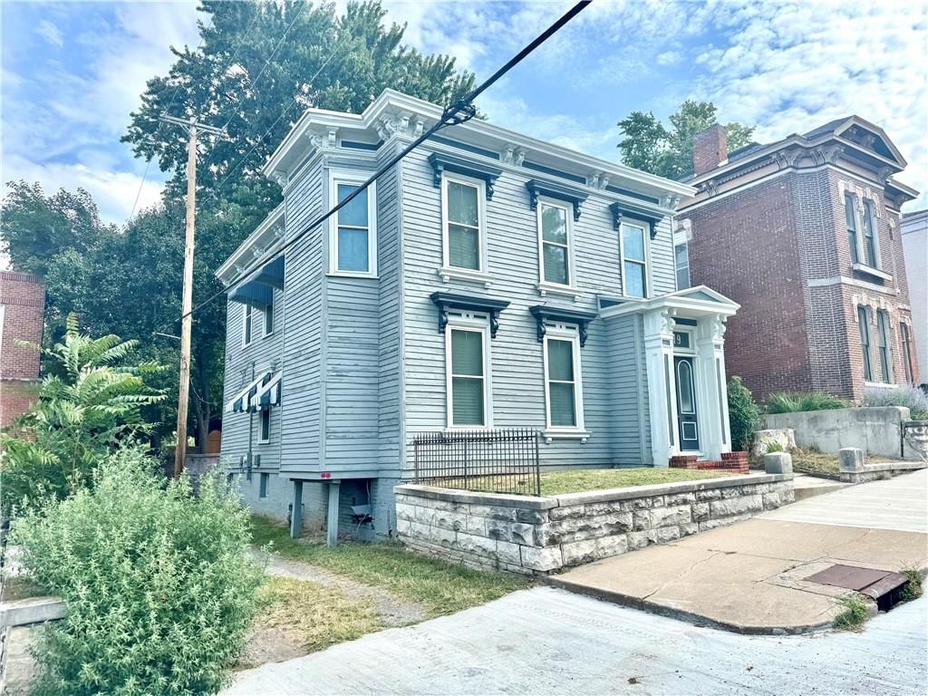 1019 Charles Street — photo 2