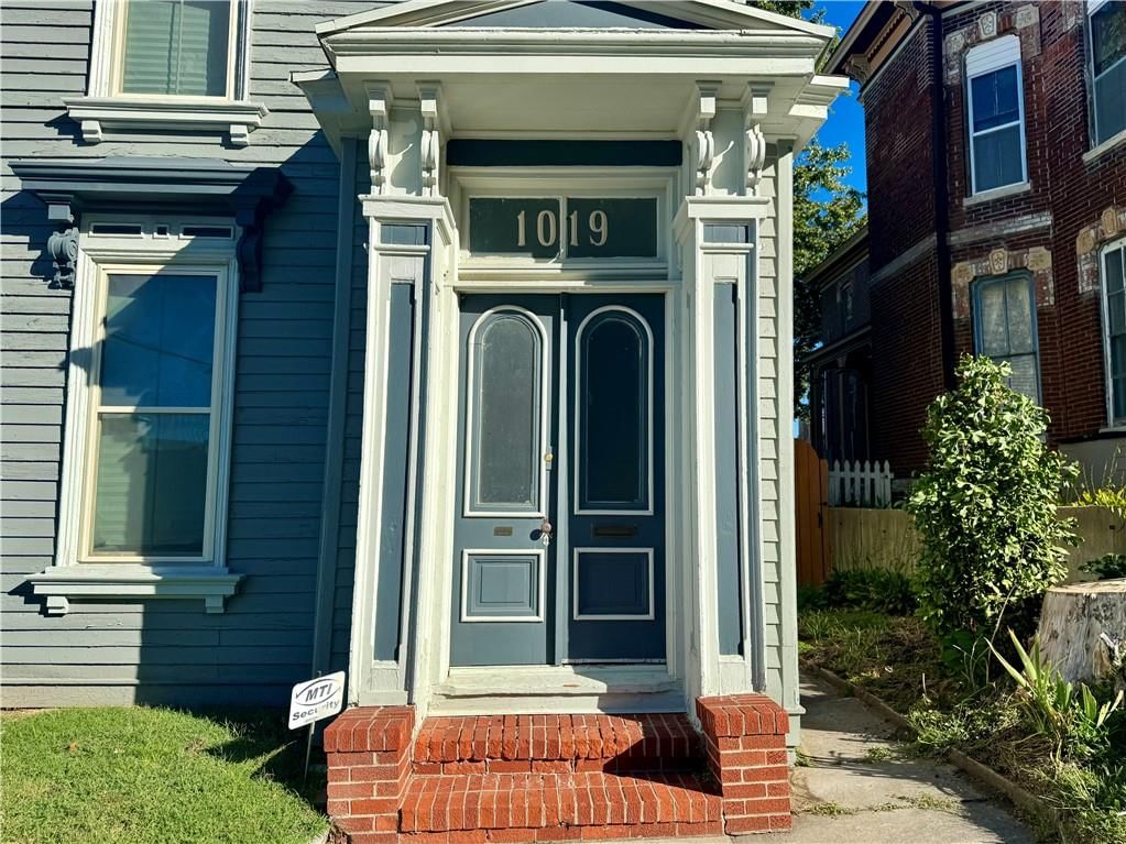 1019 Charles Street — photo 4
