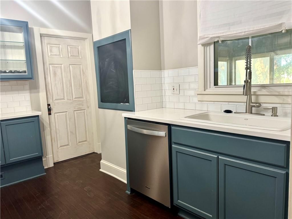 1019 Charles Street — photo 21