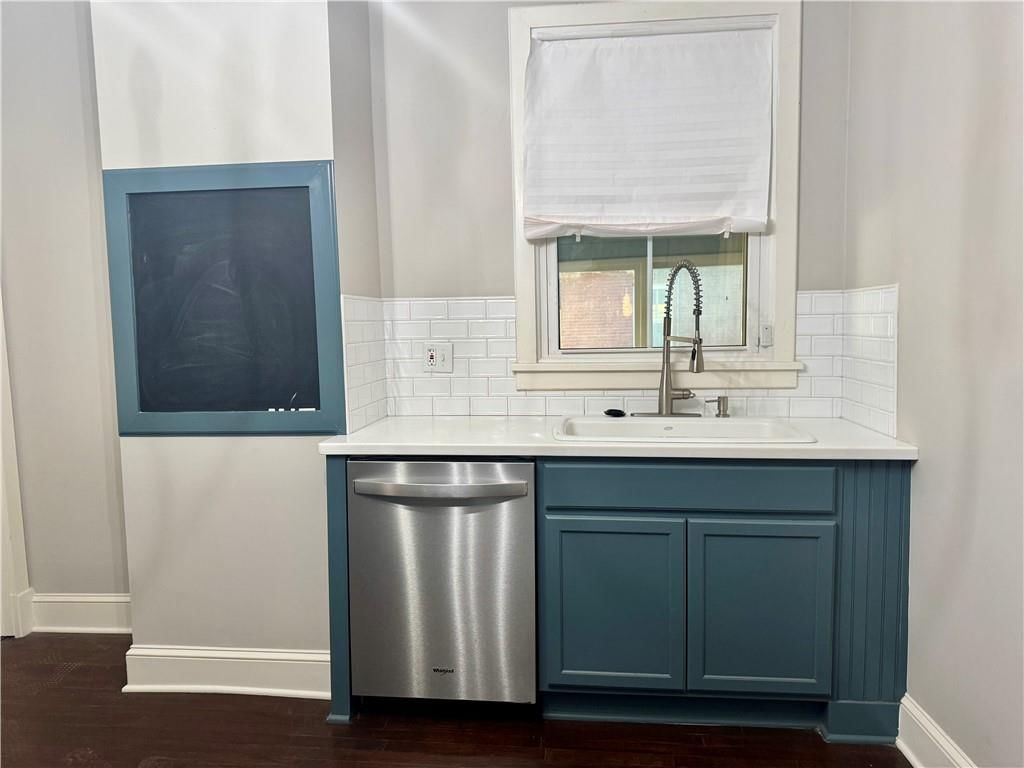 1019 Charles Street — photo 22