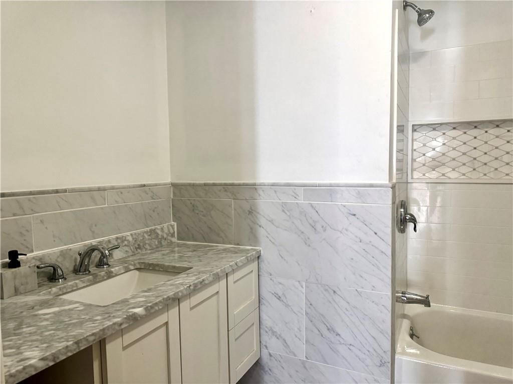 1019 Charles Street — photo 39