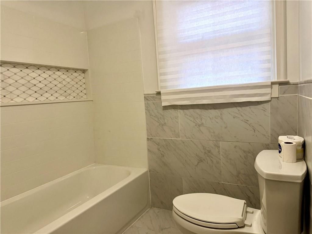 1019 Charles Street — photo 41