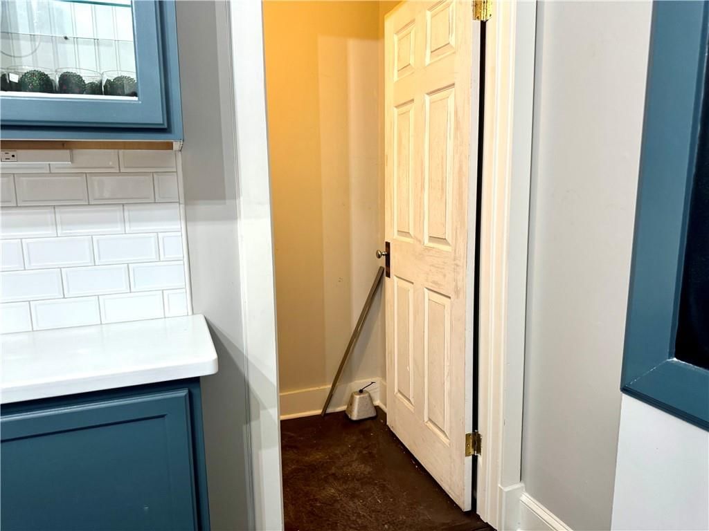 1019 Charles Street — photo 42