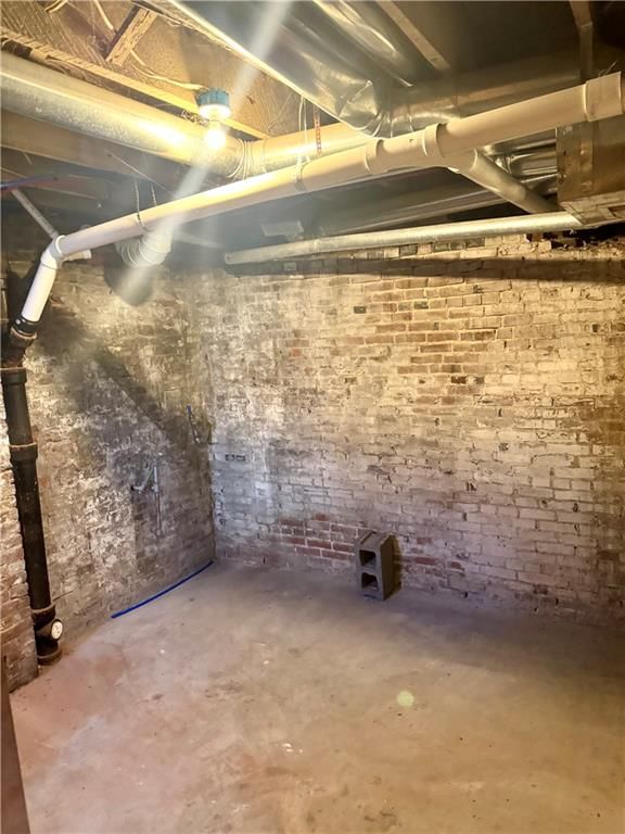1019 Charles Street — photo 47