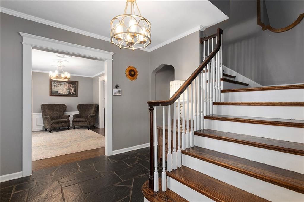 Photo 20 of 70 - 2204 NE 39TH Street