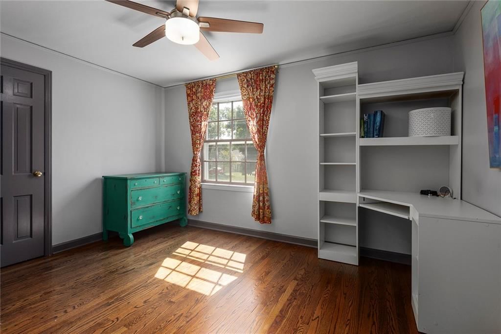 Photo 35 of 70 - 2204 NE 39TH Street