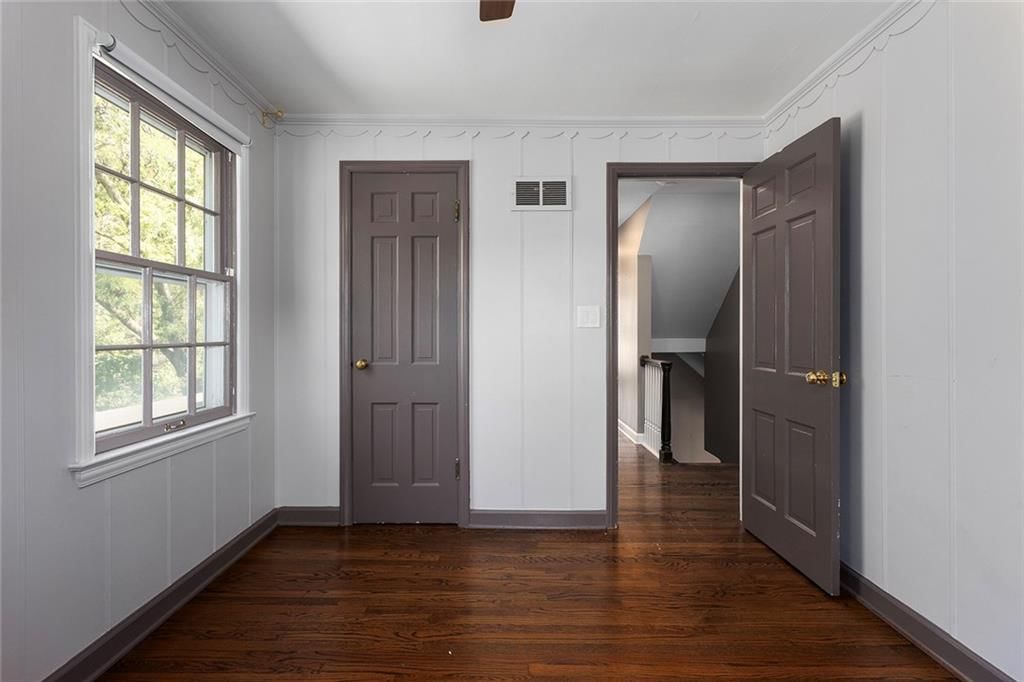 Photo 42 of 70 - 2204 NE 39TH Street