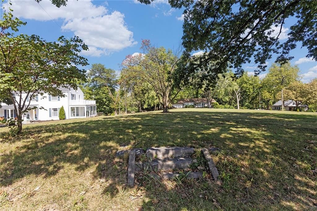 Photo 53 of 70 - 2204 NE 39TH Street