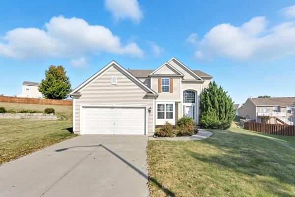 Photo 1 of 40 - 4912 NE 78th Street