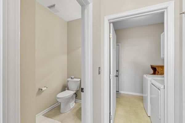 Photo 17 of 40 - 4912 NE 78th Street
