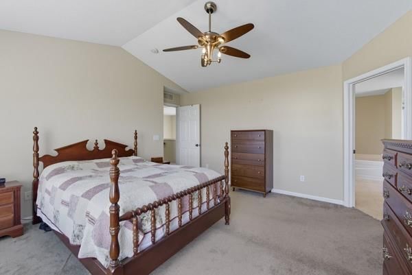 Photo 21 of 40 - 4912 NE 78th Street