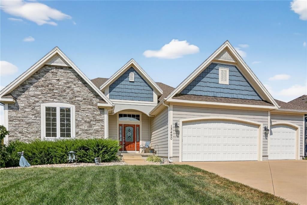 13490 NW 72nd Street, Parkville, MO