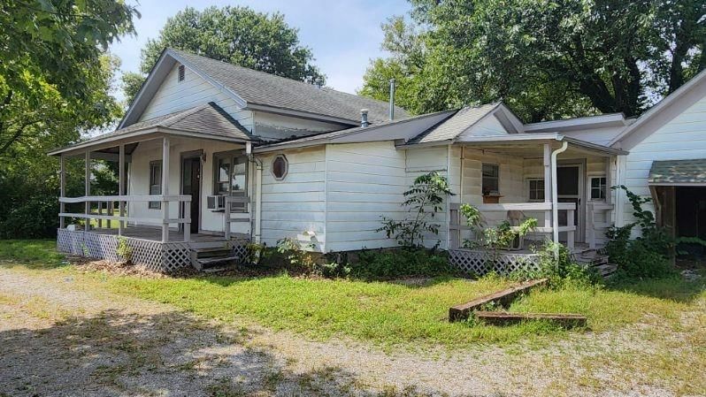 803 W Country Road — photo 2