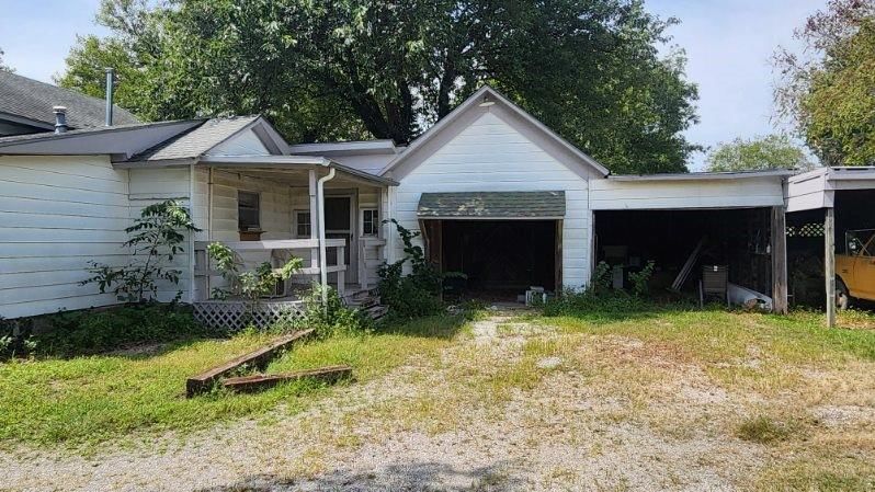 803 W Country Road — photo 16