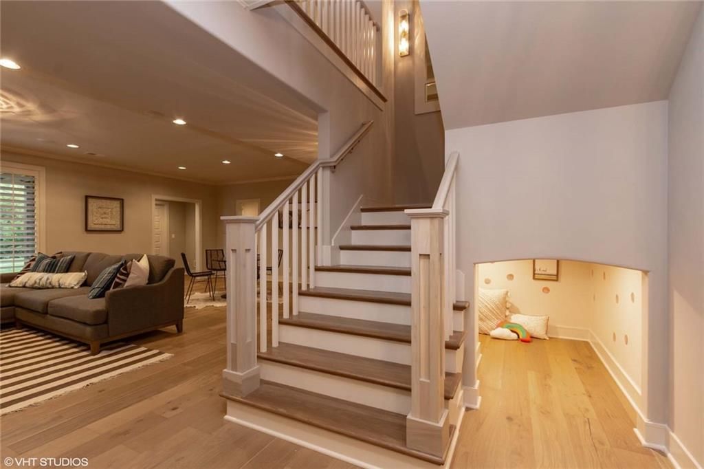 17016 Parkhill Street — photo 14