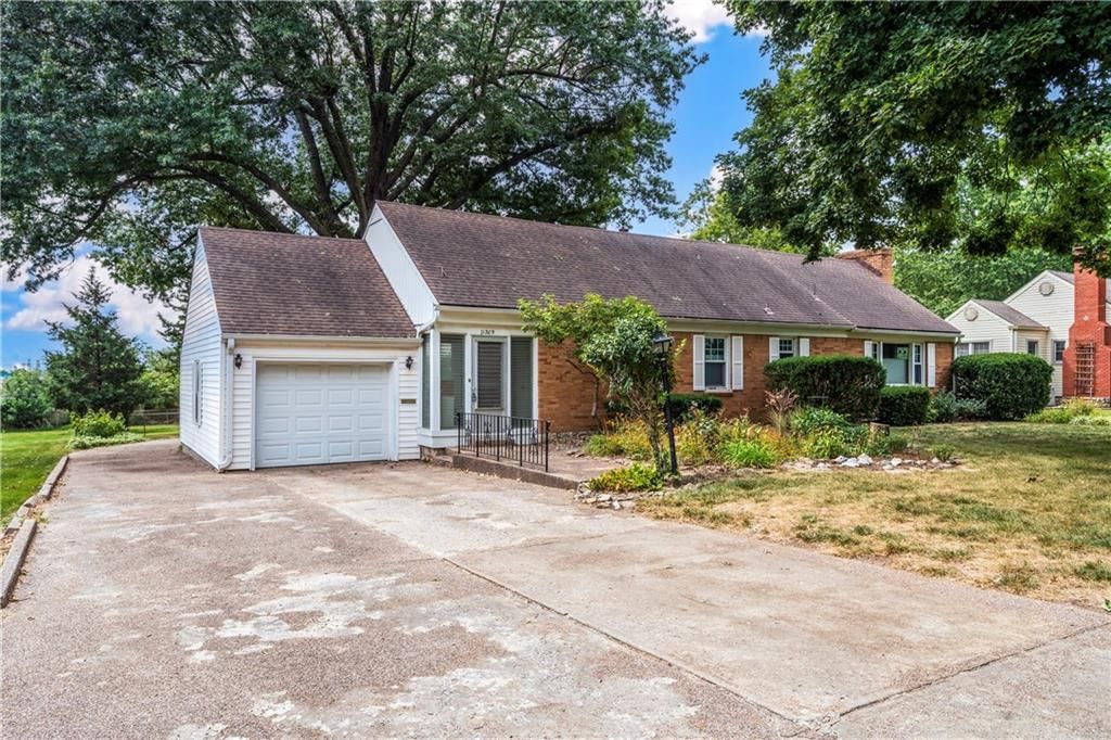 11309 E 78th Terrace, Raytown, MO