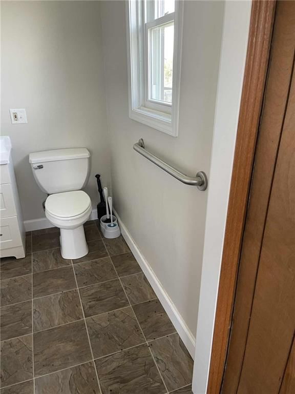 308 S Lyon Street — photo 10