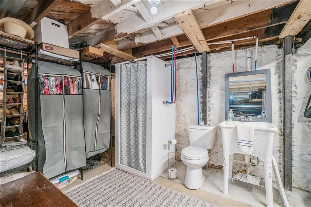 4901 Bell Street — photo 18