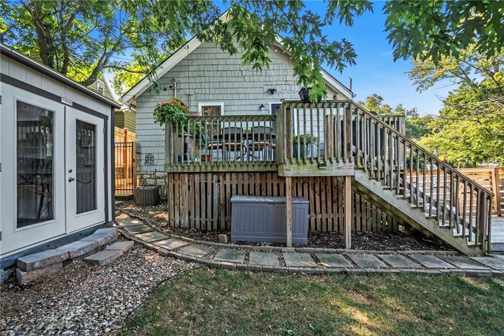 4901 Bell Street — photo 26