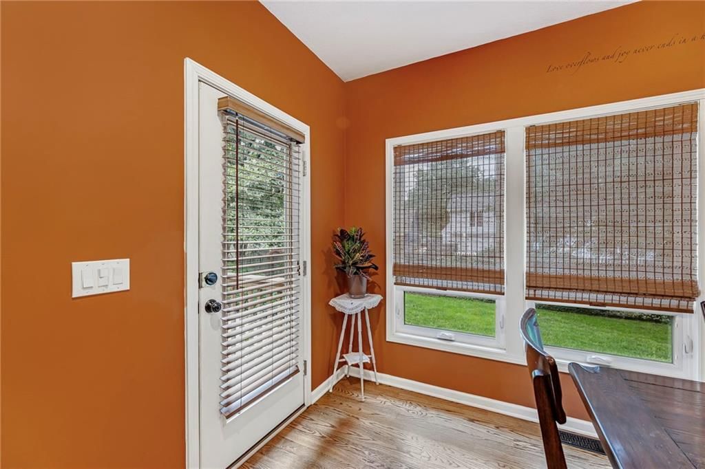 Photo 21 of 55 - 15828 W 136th Street