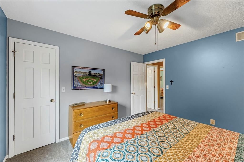 Photo 35 of 55 - 15828 W 136th Street