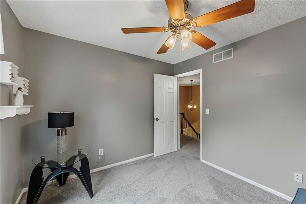 Photo 37 of 55 - 15828 W 136th Street