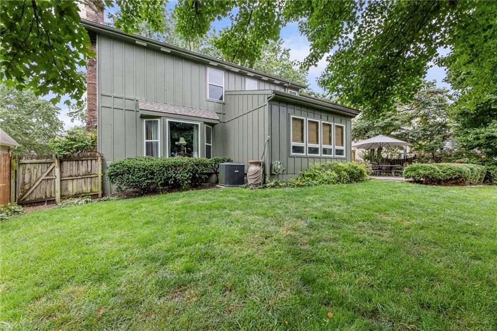 Photo 54 of 55 - 15828 W 136th Street