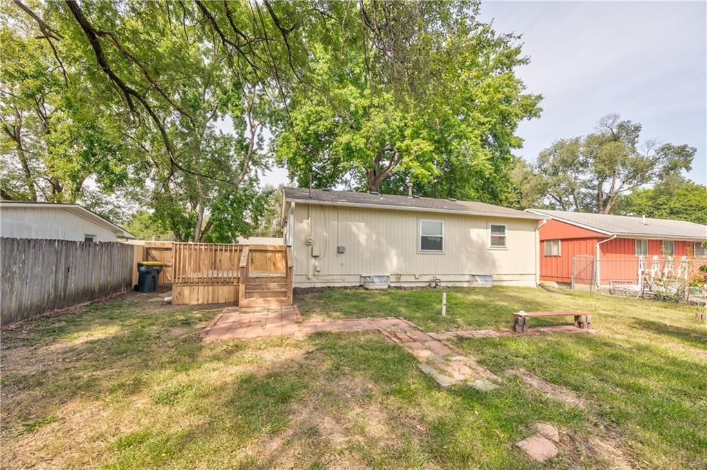 512 fairlane Road — photo 3
