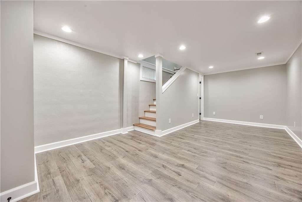 512 fairlane Road — photo 8