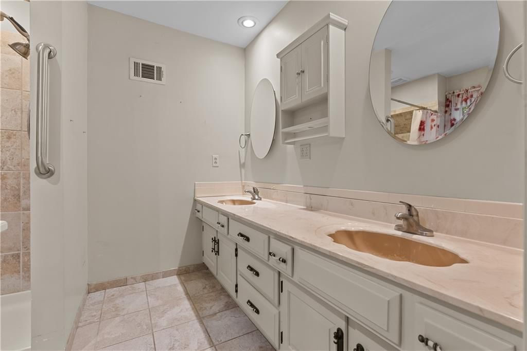 10308 E 81st Street — photo 22