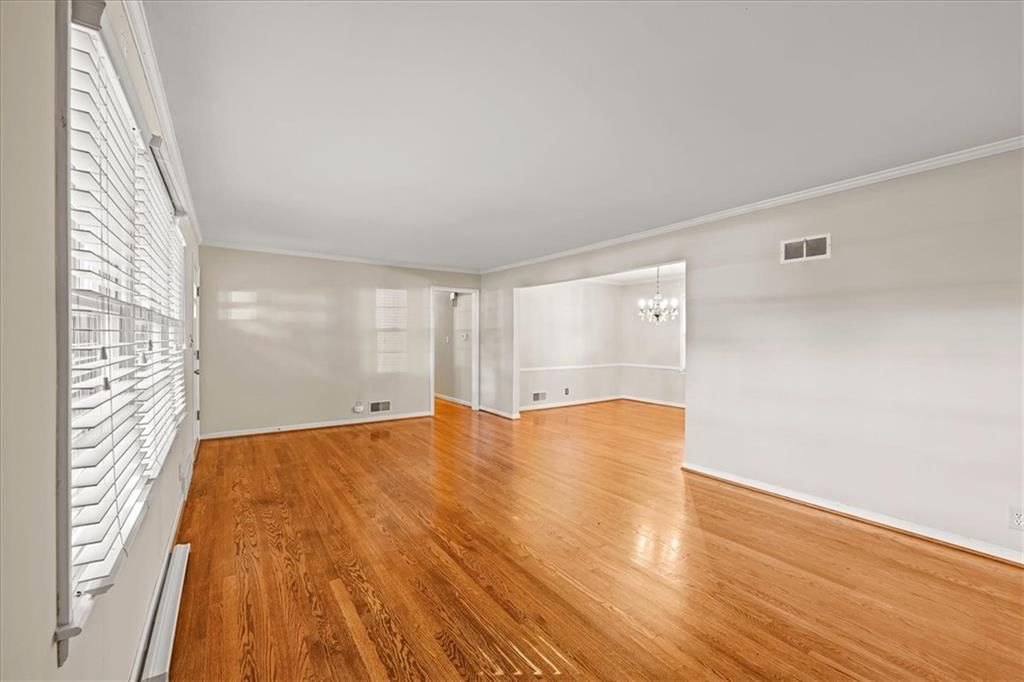 Photo 5 of 32 - 9716 Jarboe Street