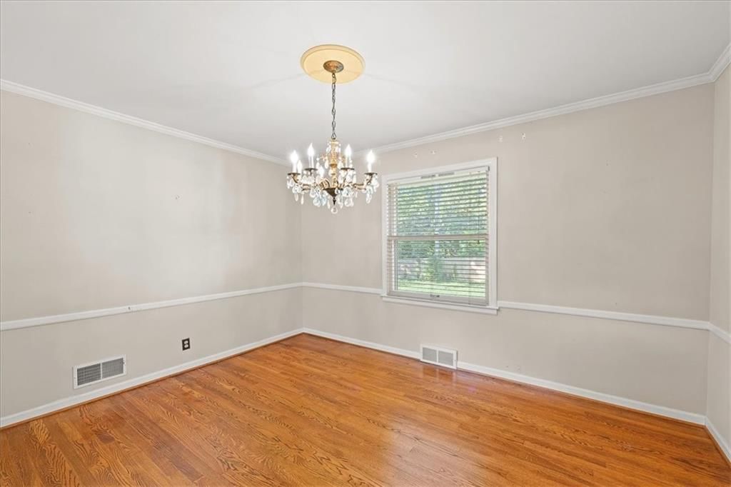 Photo 6 of 32 - 9716 Jarboe Street
