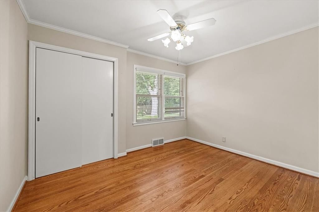 Photo 19 of 32 - 9716 Jarboe Street
