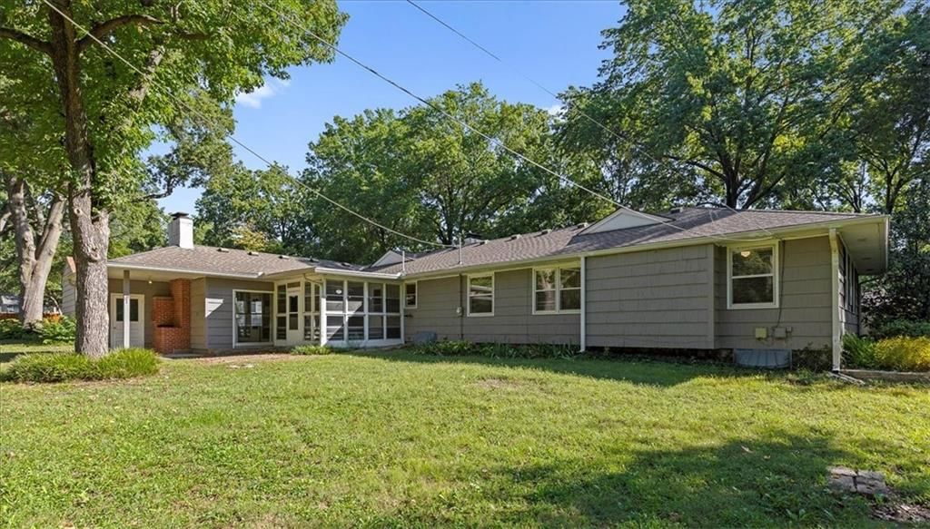 Photo 27 of 32 - 9716 Jarboe Street