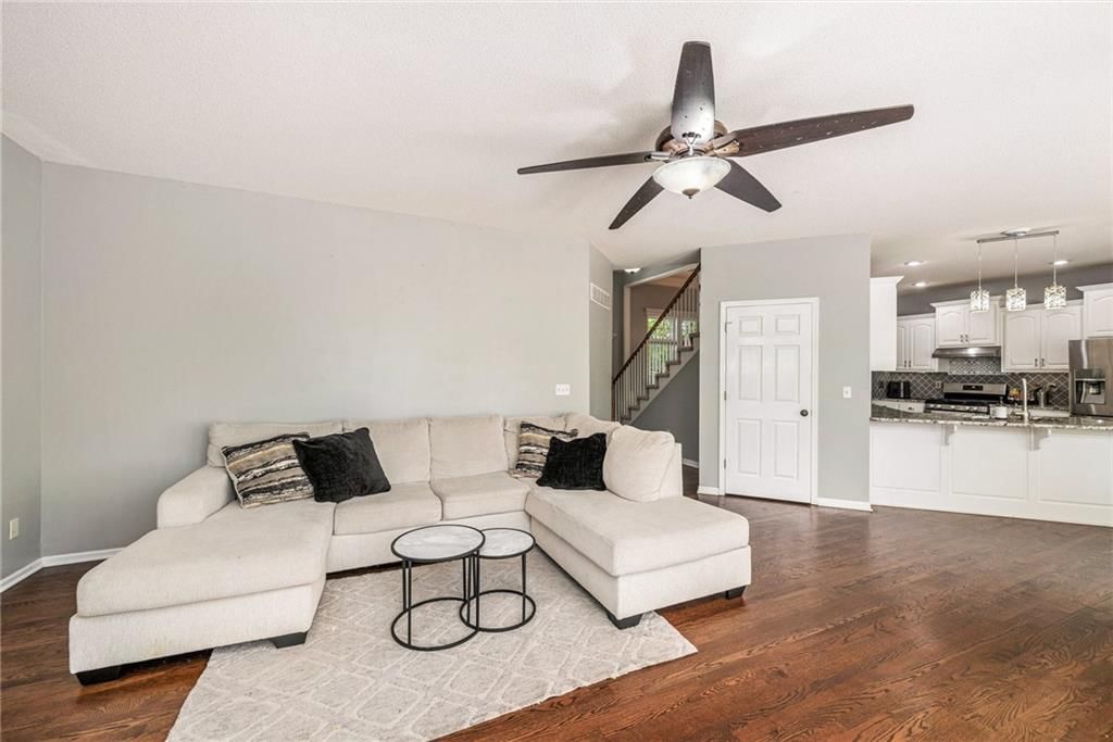 14121 W 138th Terrace — photo 4
