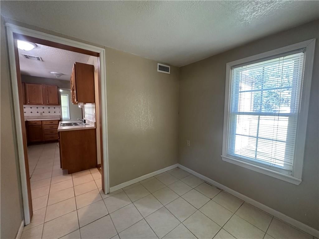 1203 Locust Street — photo 8