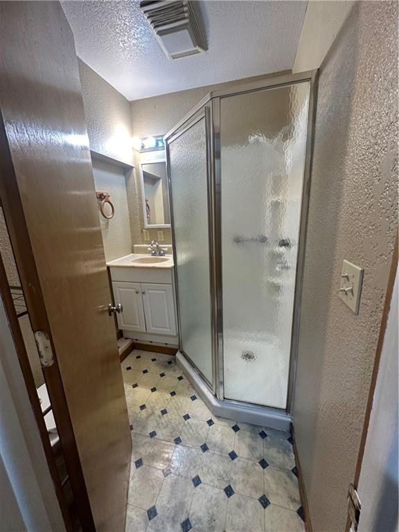 1203 Locust Street — photo 13