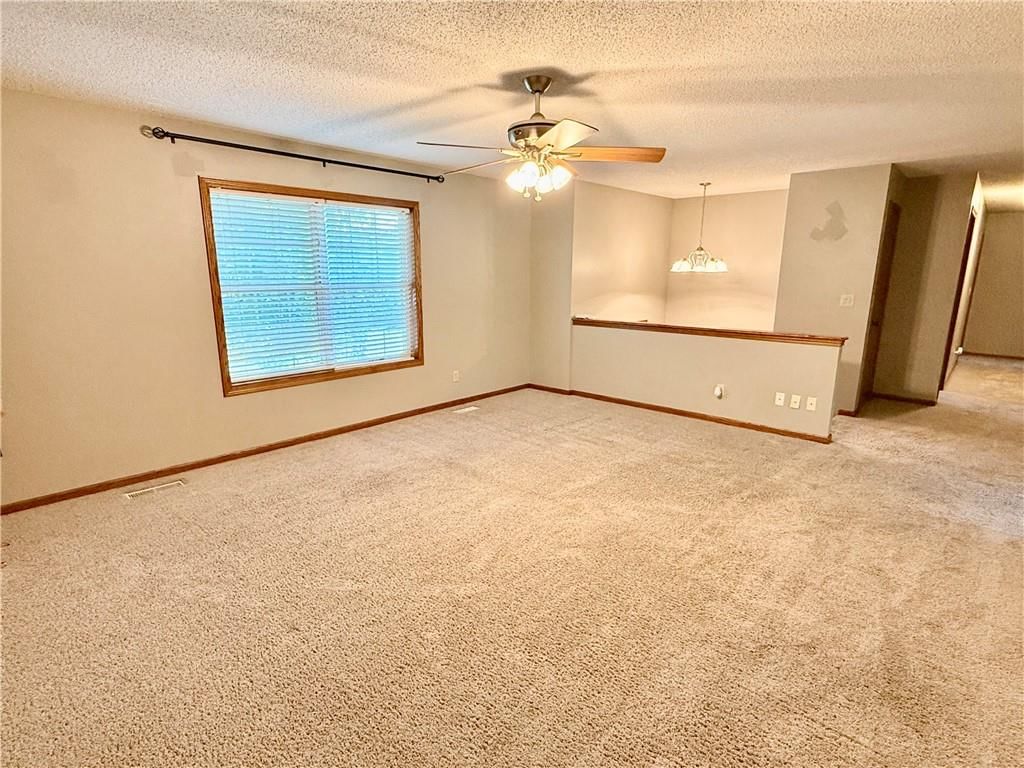 921 W 1ST Street — photo 5