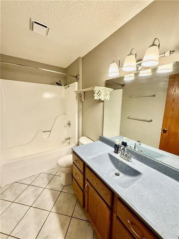921 W 1ST Street — photo 12