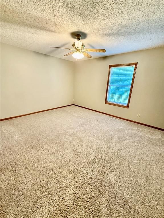 921 W 1ST Street — photo 16