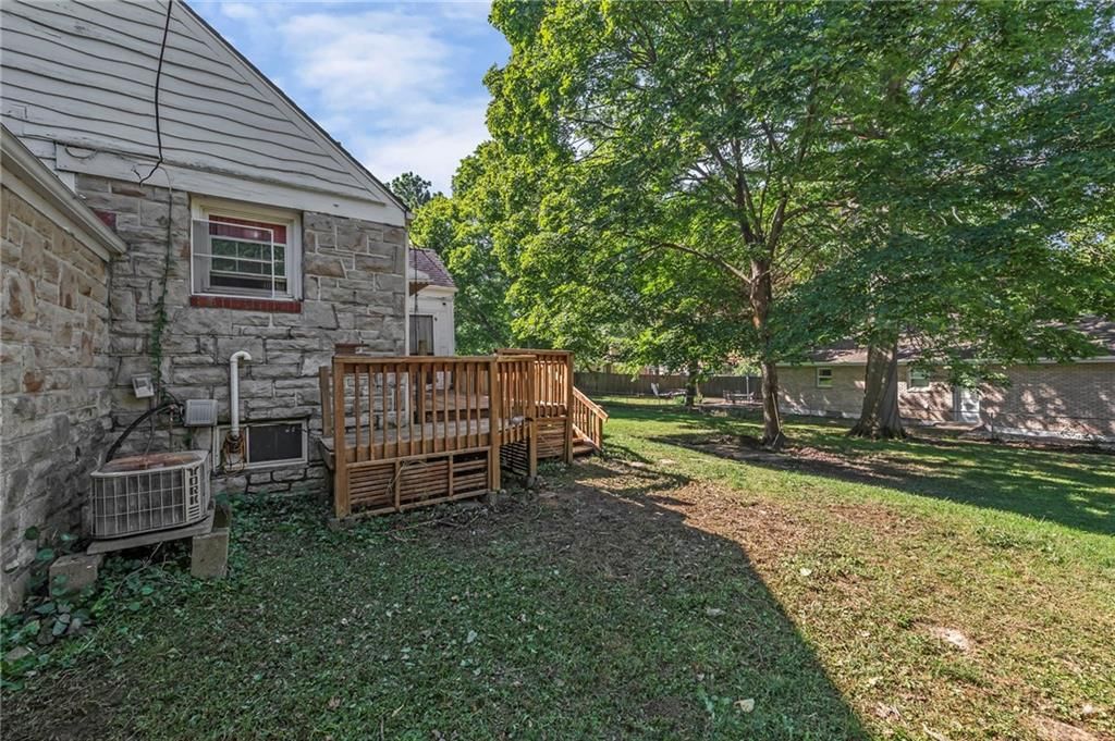3500 Blue Ridge Boulevard — photo 24