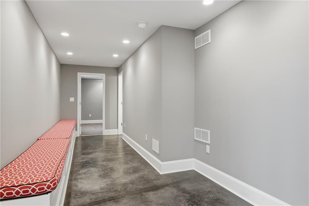 9007 NE 92nd Terrace — photo 37