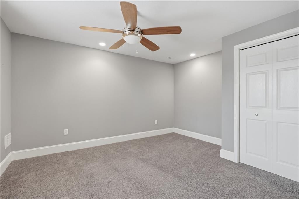 9007 NE 92nd Terrace — photo 40