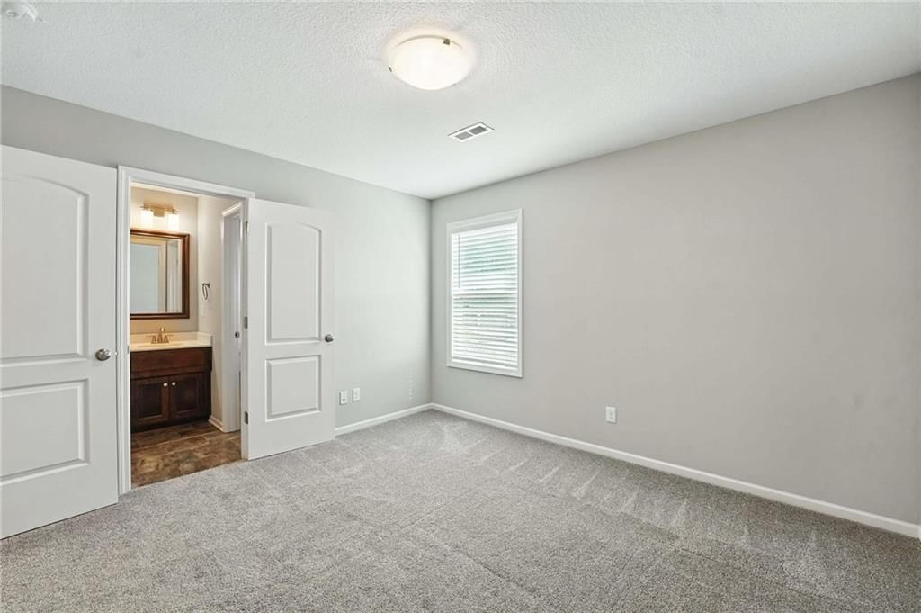 7611 N Adrian Avenue — photo 31