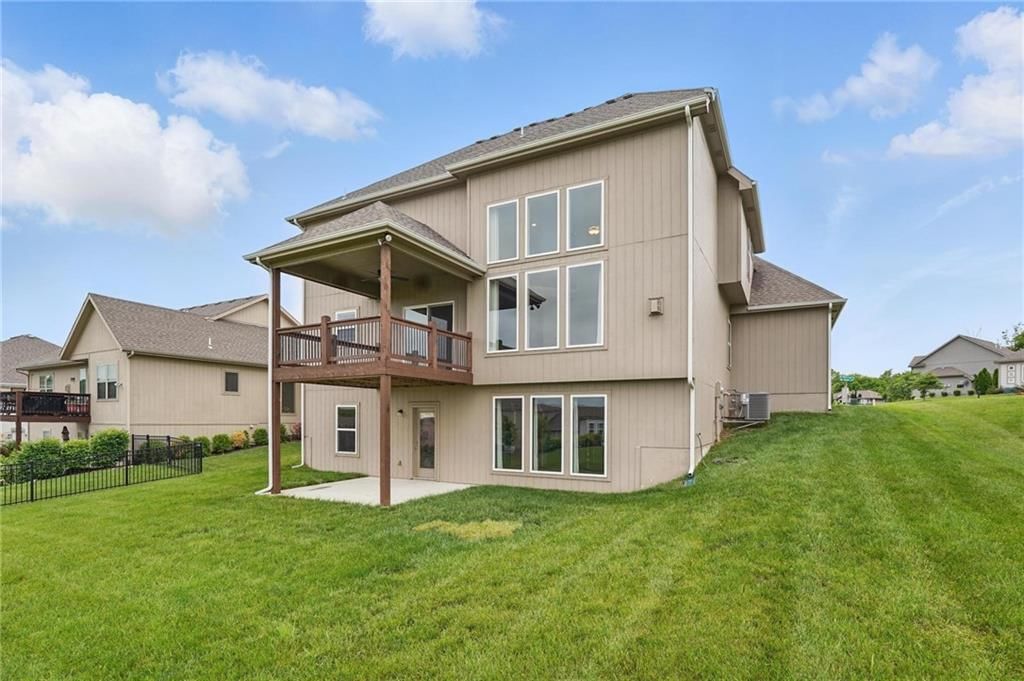 7611 N Adrian Avenue — photo 48